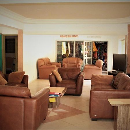 Badala Park Hotel Kotu Ngoại thất bức ảnh