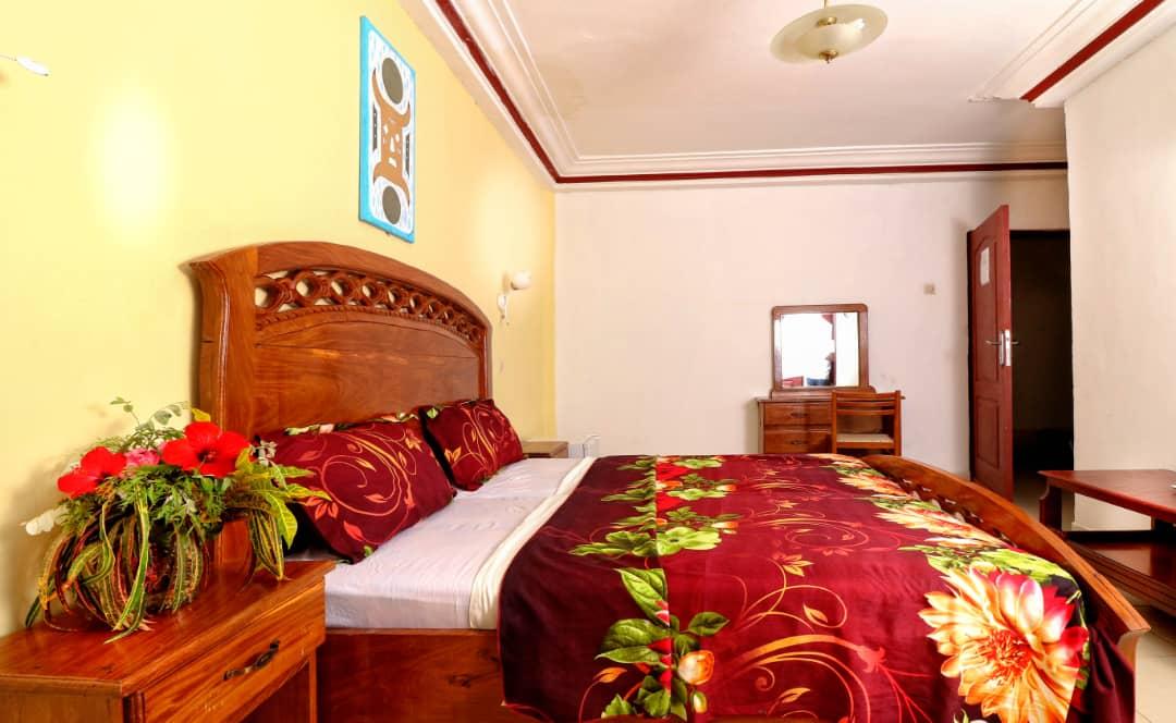 Badala Park Hotel Kotu Ngoại thất bức ảnh