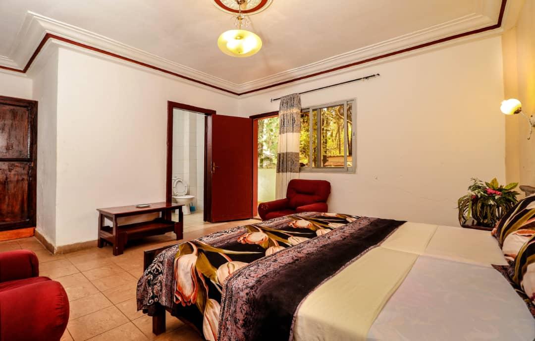 Badala Park Hotel Kotu Ngoại thất bức ảnh
