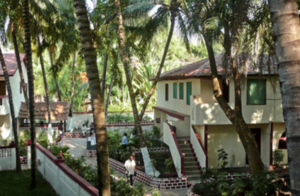 Badala Park Hotel Kotu Ngoại thất bức ảnh