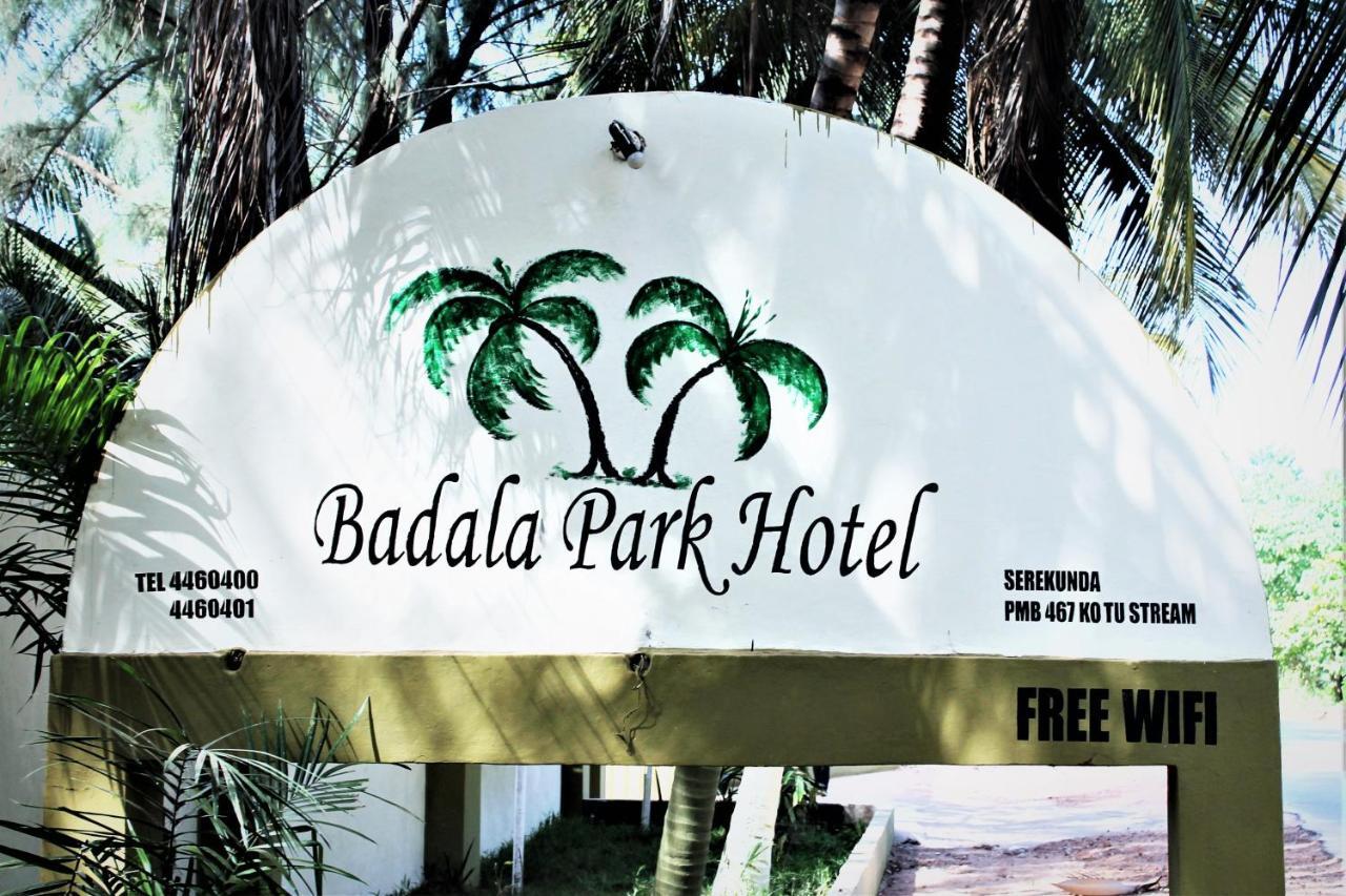 Badala Park Hotel Kotu Ngoại thất bức ảnh