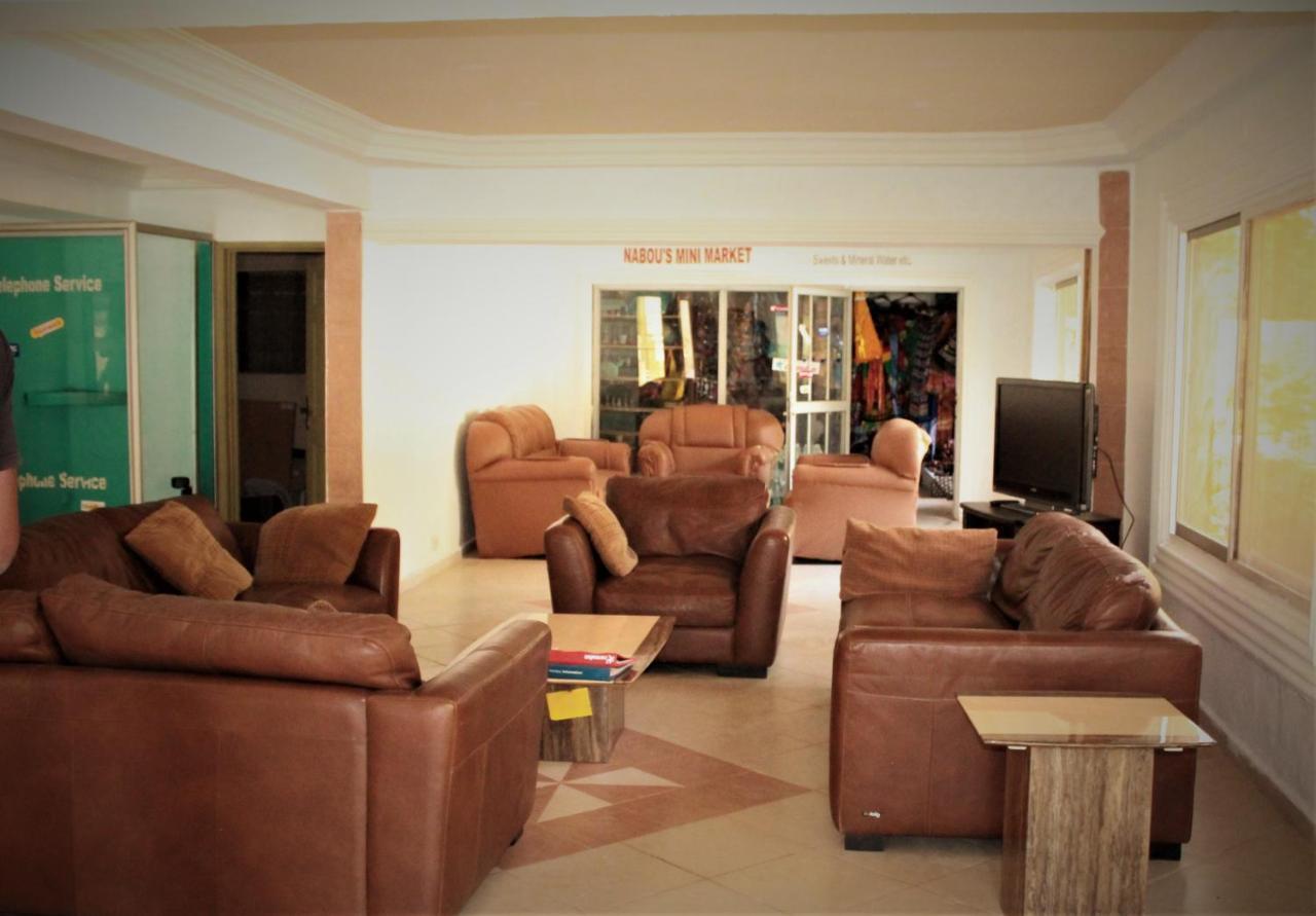 Badala Park Hotel Kotu Ngoại thất bức ảnh